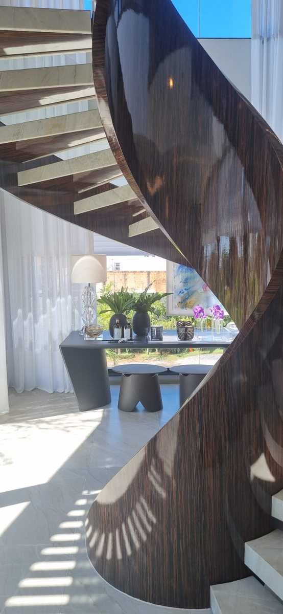 Painel decorativo com acabamento moderno